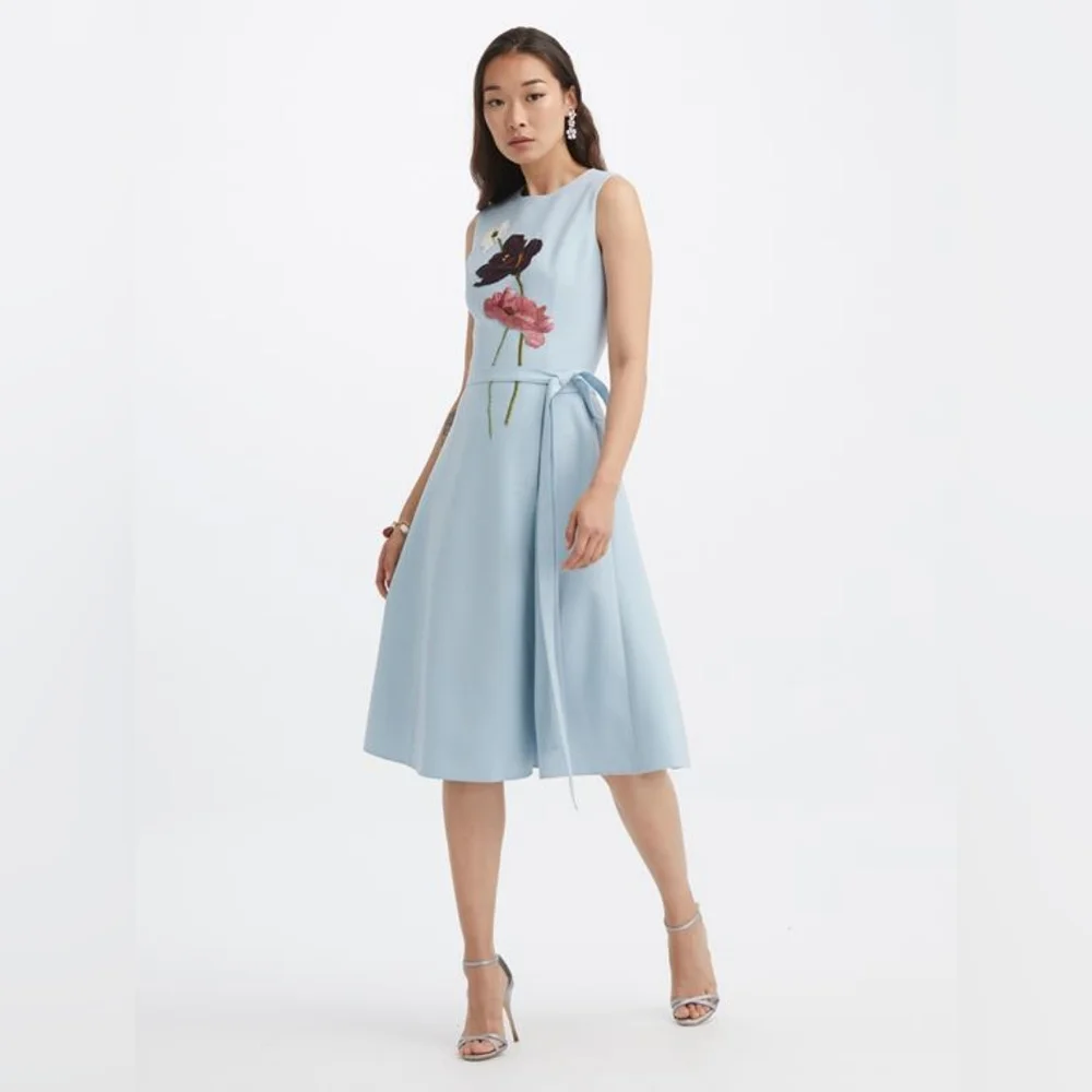 $3,400 OSCAR DE LA RENTA LIGHT BLUE WOOL FLOWER EMBR DRESS 8 - Picture 11 of 15